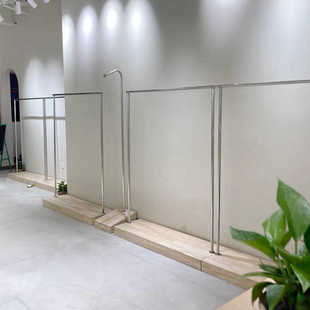 店展示架 专用中岛货架不锈钢拉丝银落地原木色童装 服装 店衣架女装