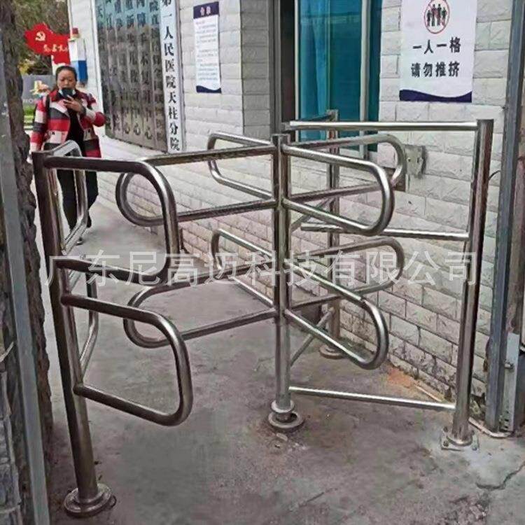 卫生院单向入口半高旋转门十字栅栏挡匝厂家直供简易手动旋转单项