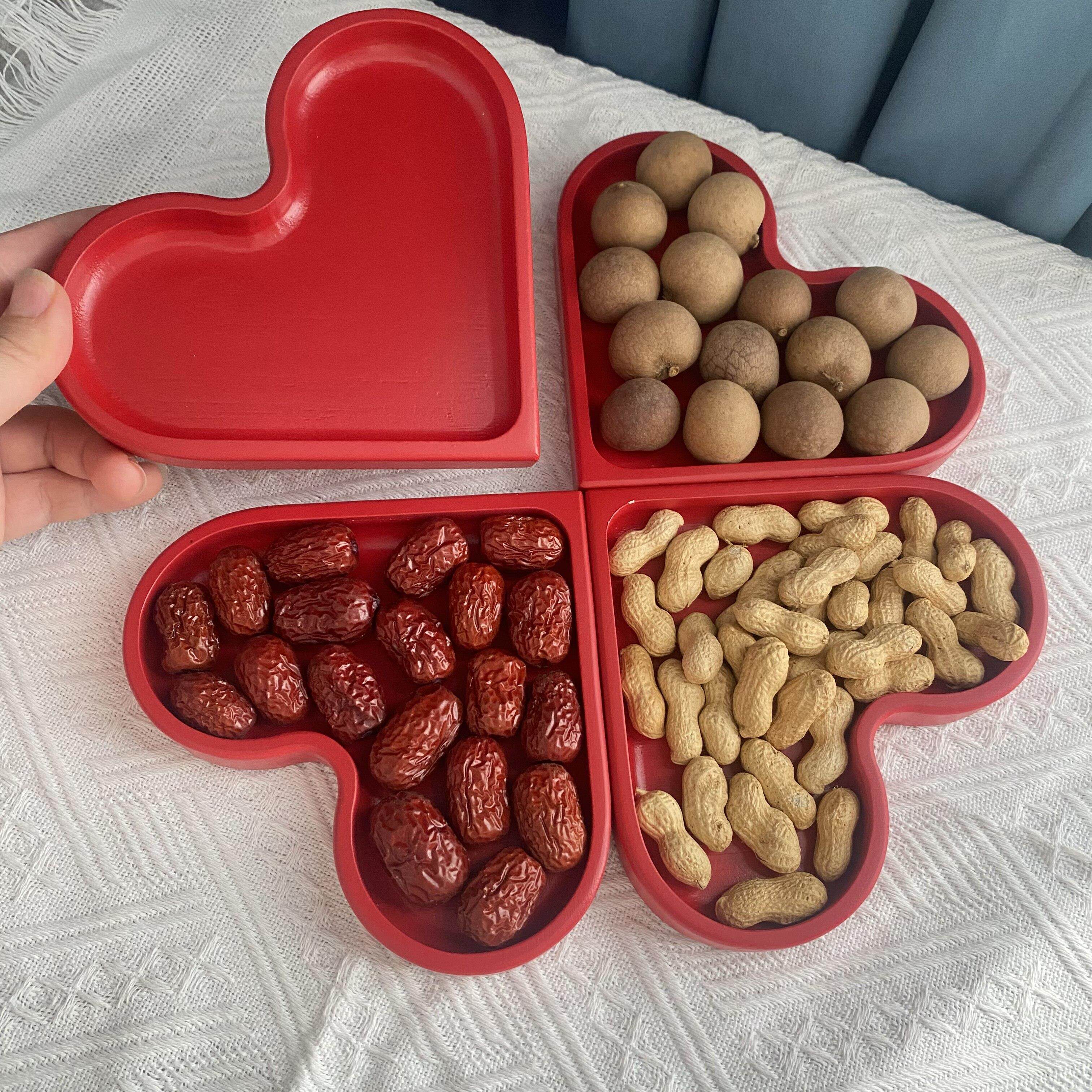 早生贵子干果组合结婚压床摆件模具婚礼订婚桌面摆台四宫格干果盒