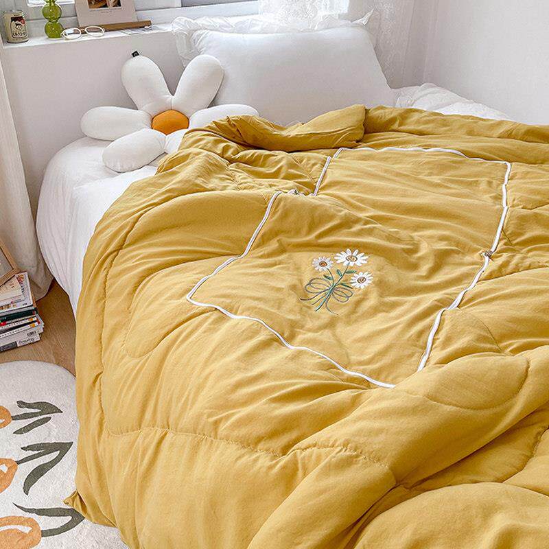 汽车抱枕被子两用车载车用空调被二合一午睡沙发枕头被冬季