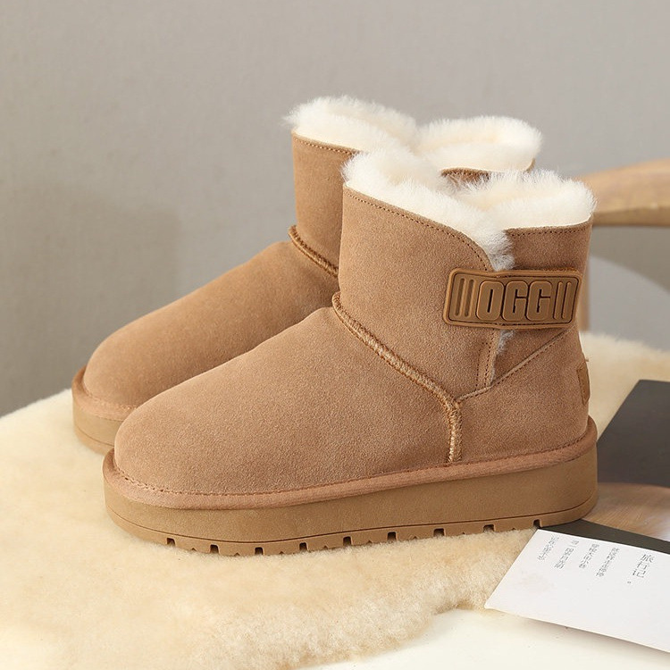 雪地靴毛绒加厚保暖时尚雪地靴