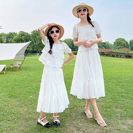 特别的亲子装2024潮夏季母女装蛋糕裙套装洋气雪纺韩版两件套