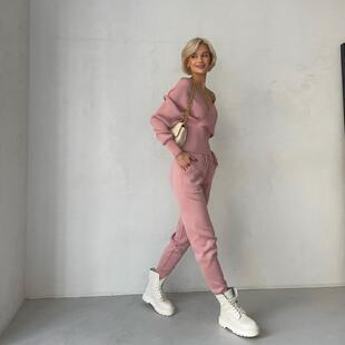 跨境欧美性感风漏肩蝙蝠袖V领洋气潮流针织毛衣两件套时尚套装女