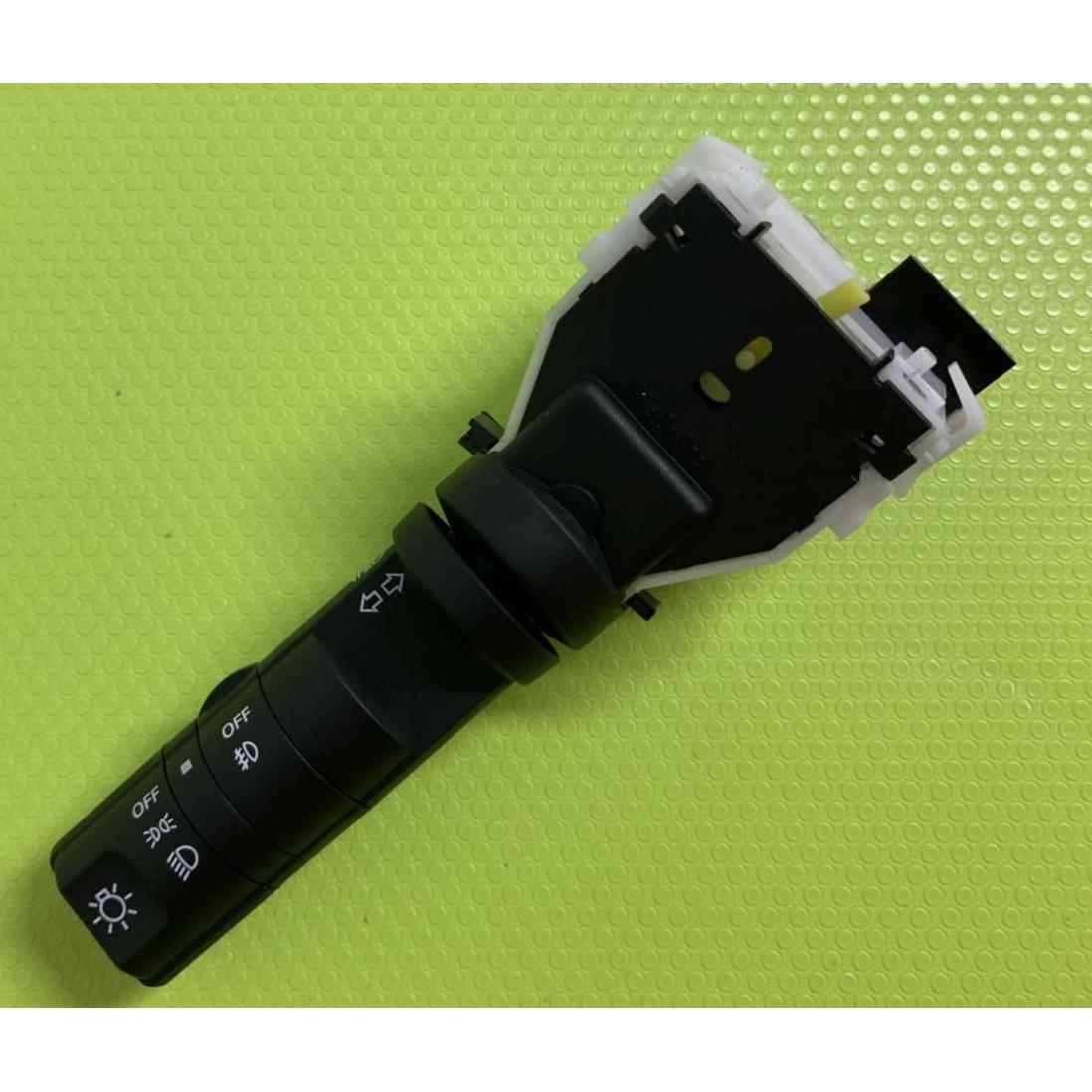 老款逍客奇骏颐达骐达轩逸骊威启辰 大灯开关转向灯开关雾灯开关