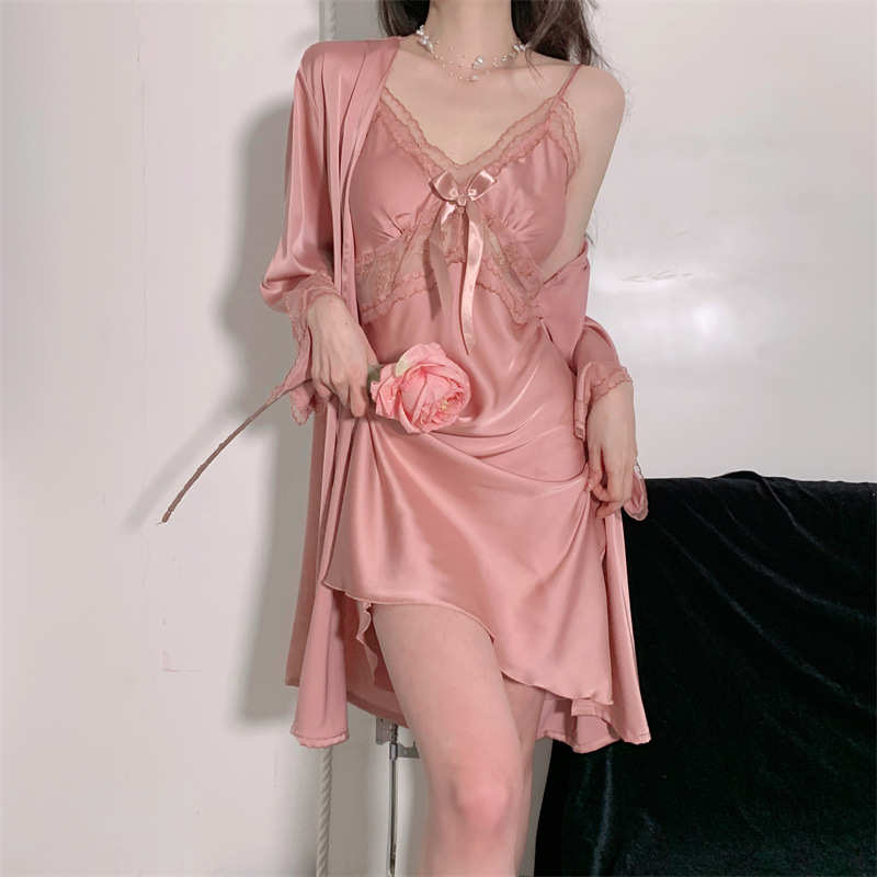 适用于2025年新款睡衣女款性感夏季冰丝绸高级感吊带胸垫睡裙春秋