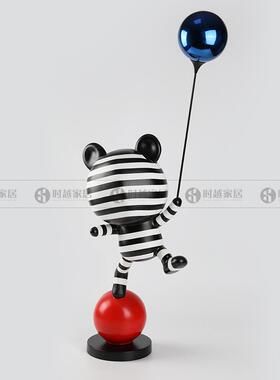 现代轻奢条纹气球熊摆件卡通玩雕塑关TD5655板样间客厅玄电潮视柜