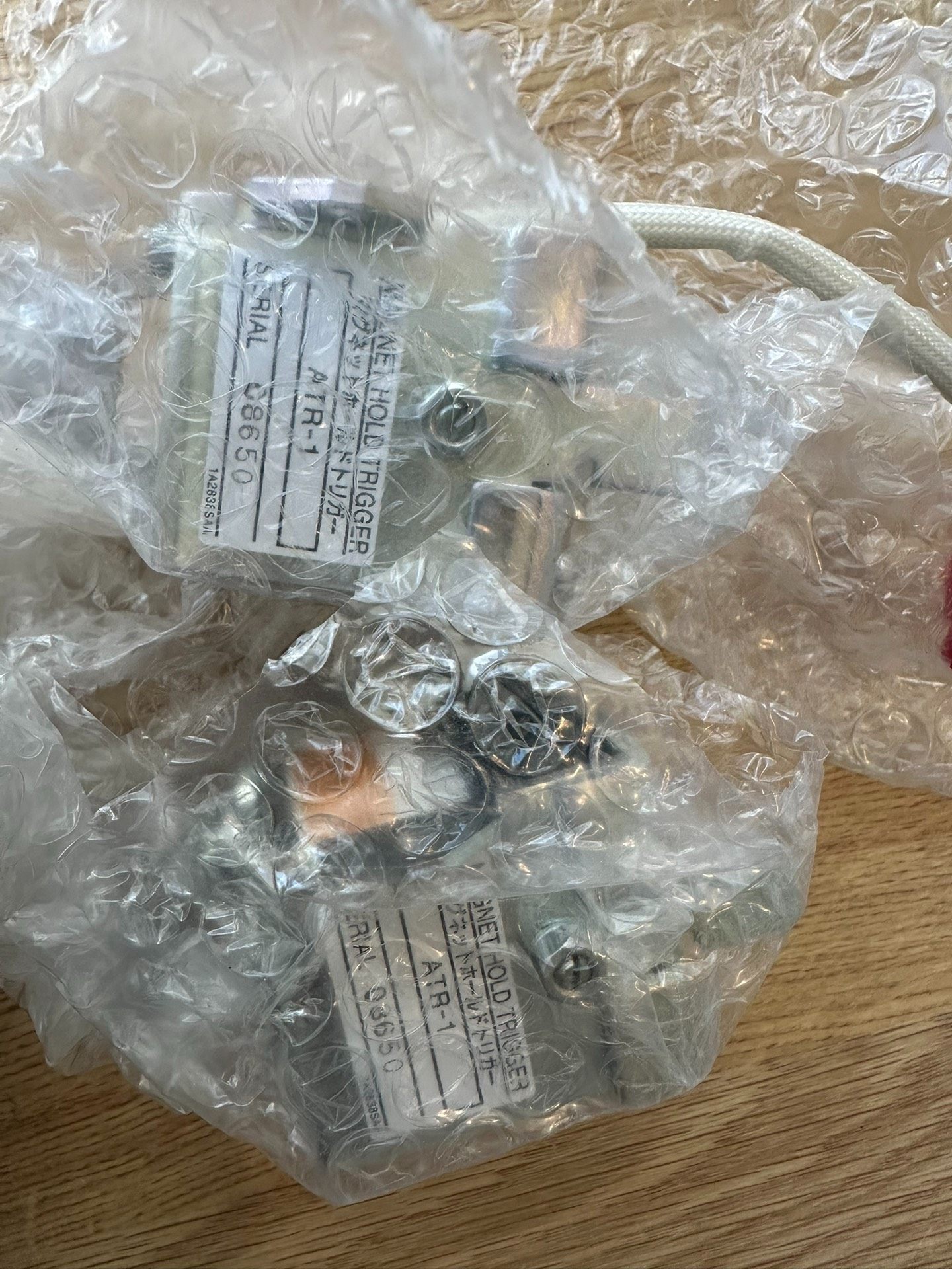 terasaki AR ACB MAGNET HOLD TR