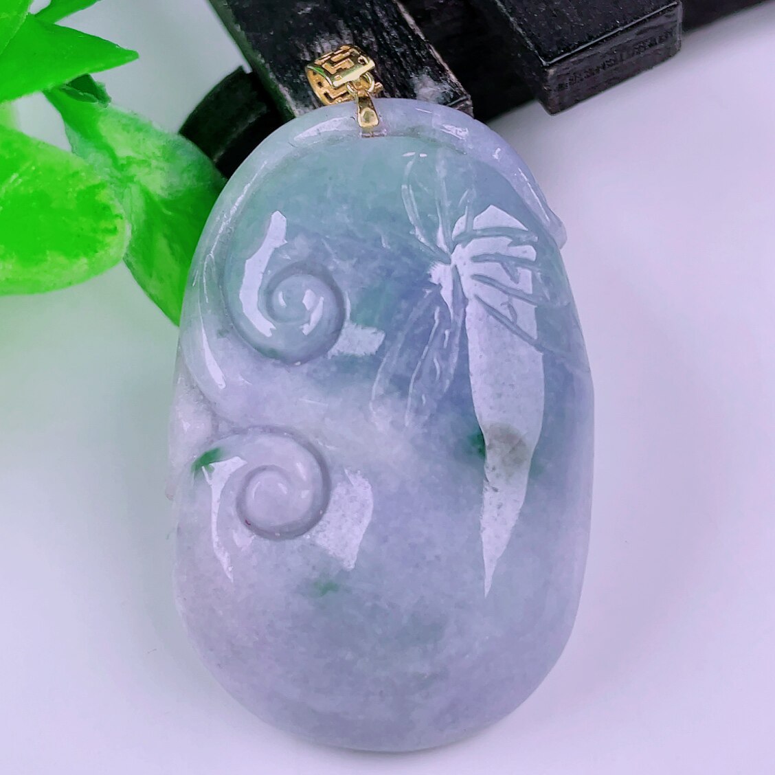 缅甸天然真品翡翠18k金扣头冰紫罗兰飘花闪拍如意玉石吊坠11.22g