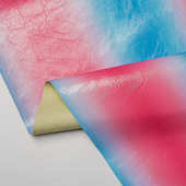 童装 男女服装 粘胶渐变皮革面料 柔软垂感pu人造革无弹时尚 批发新款