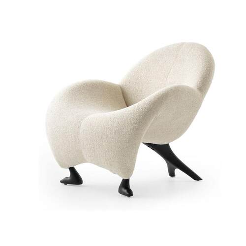 北欧简约设计单人沙发椅新款玻璃钢羊角休闲椅艺术轻奢样板房座椅