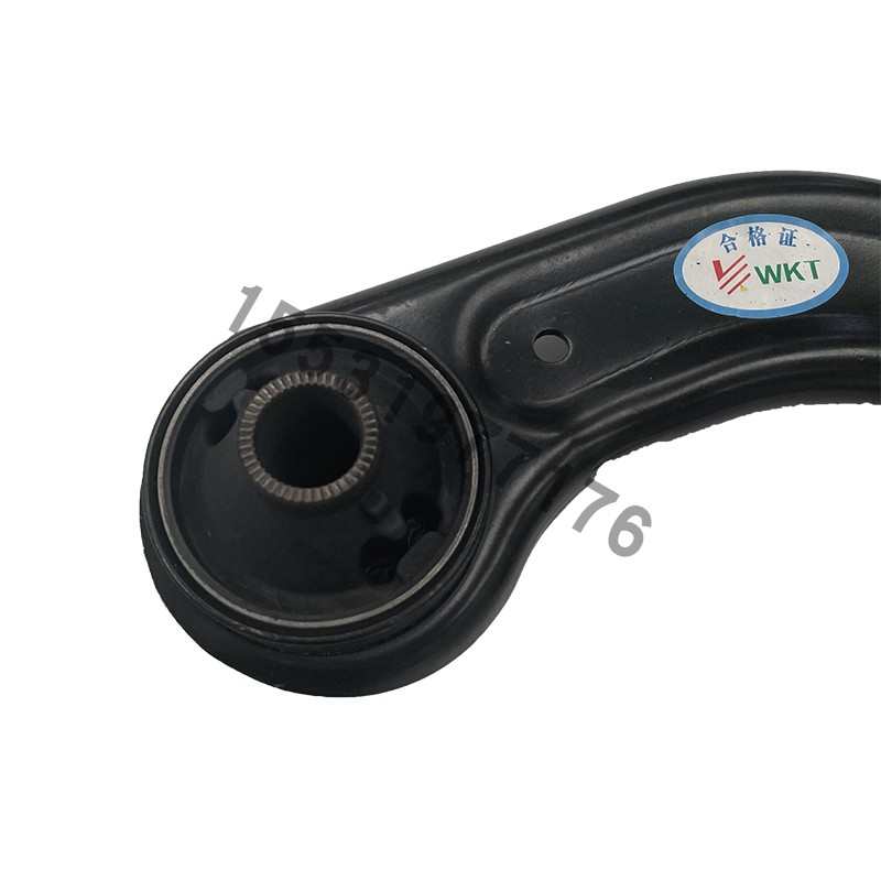 适配凌宝BOX金彭荣冠狮子座吉途09下支臂摆臂前摇臂电动汽车支臂