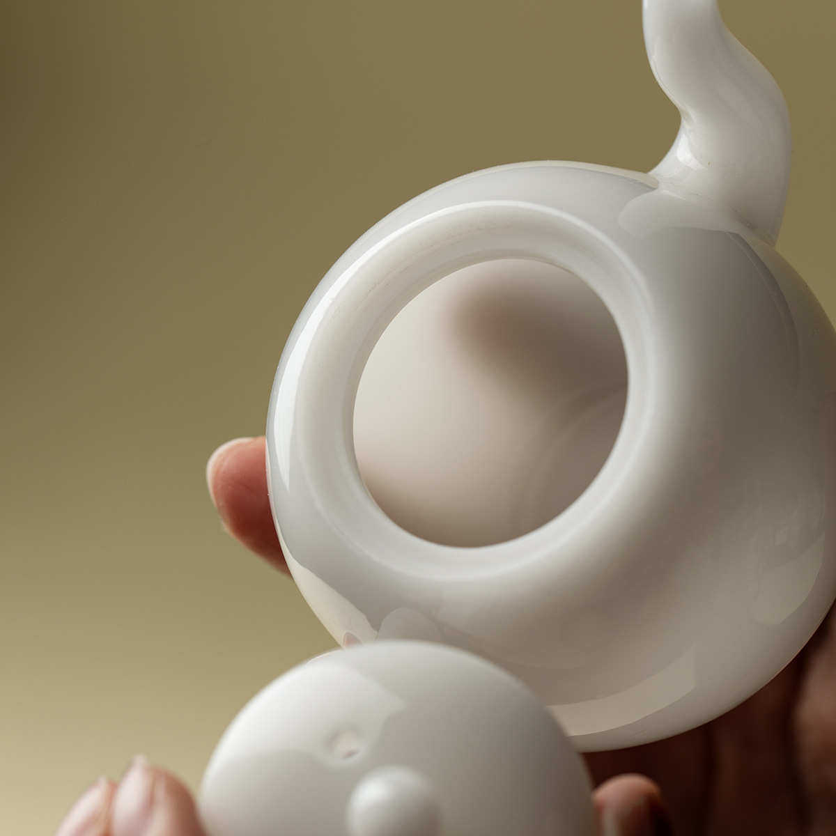 束刻冰种玉瓷美人肩茶壶高端中国白带过滤泡茶器高档功夫茶具单壶