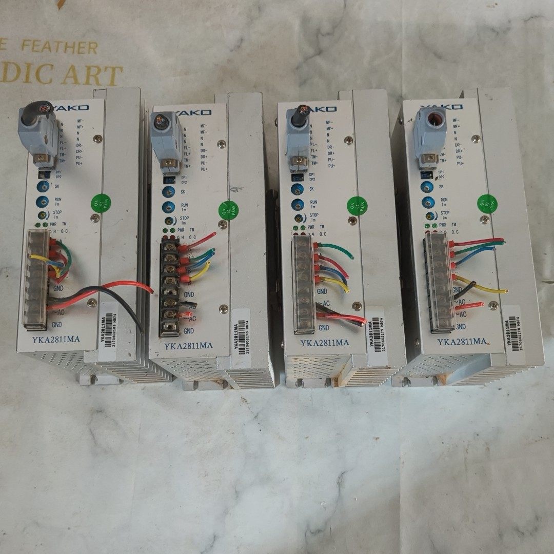 研控驱动器YKA2811MA，拆机有4个，实物展示，有需要的