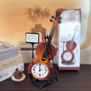 ZH8钟88 情侣朋友塑同 创意学生桌面摆件时钟大手V2222提琴料闹