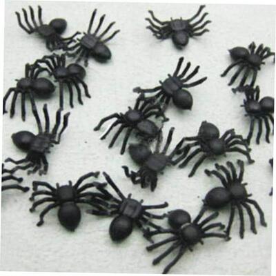 50 Pcs Useful Plastic Black Spider Halloween Decoration Fest