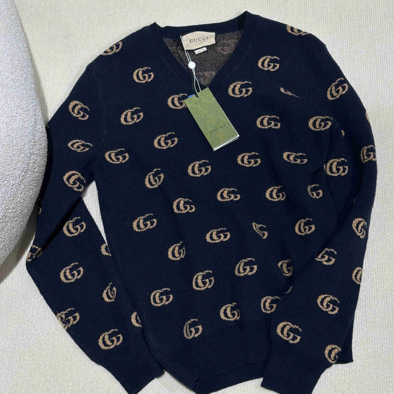 [99新未使用]古驰gucci印花男士V领针织衫羊绒毛衣上衣.有吊牌