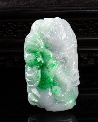 缅甸天然真品翡翠冰飘阳绿花高档厚装好种闪拍龙牌玉石吊坠93.89g