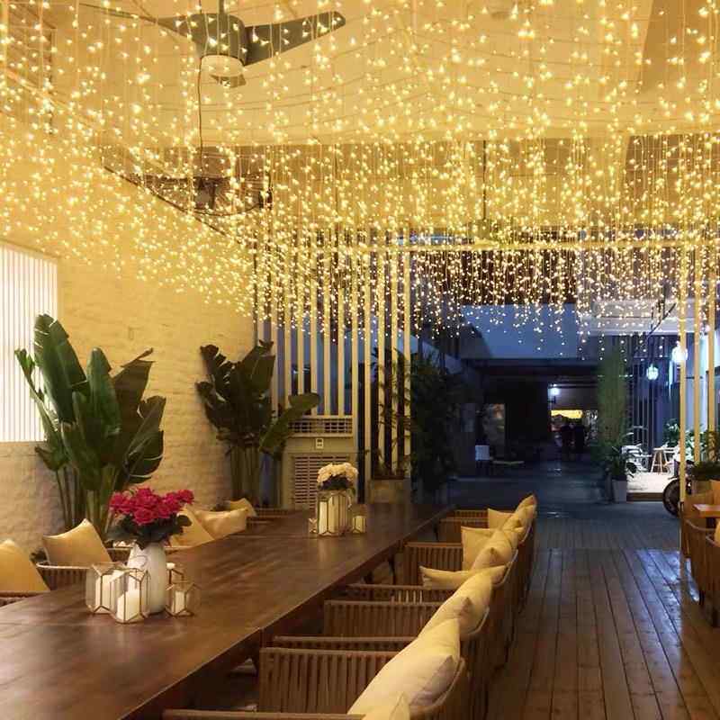 工厂直销星星窗帘灯LED冰条灯婚庆装饰灯宾馆酒店家庭派对装饰