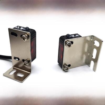 方形光电开关传感器E3Z-D6162/81/T61/Cx M1218L安装固定底座支架