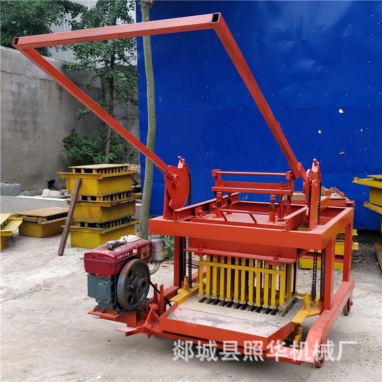 国外落后地区使用的简耐用易操作的免托板移动式柴油水泥砖机