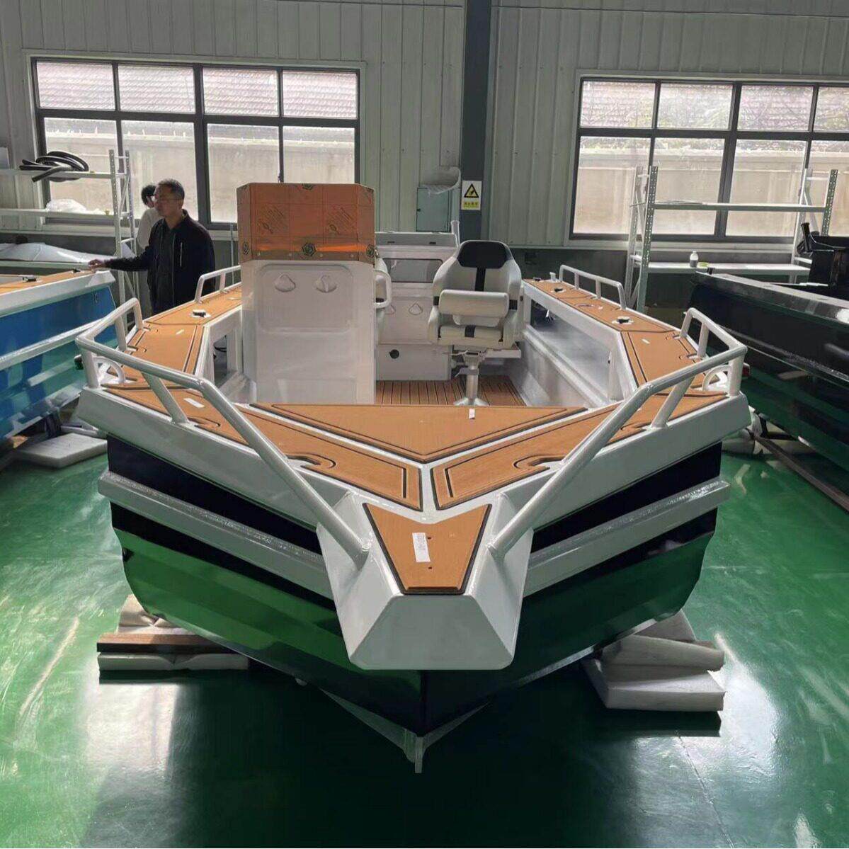 嘉世铝合金Easycraft 6米侧控白色钓鱼艇海钓钓鱼船
