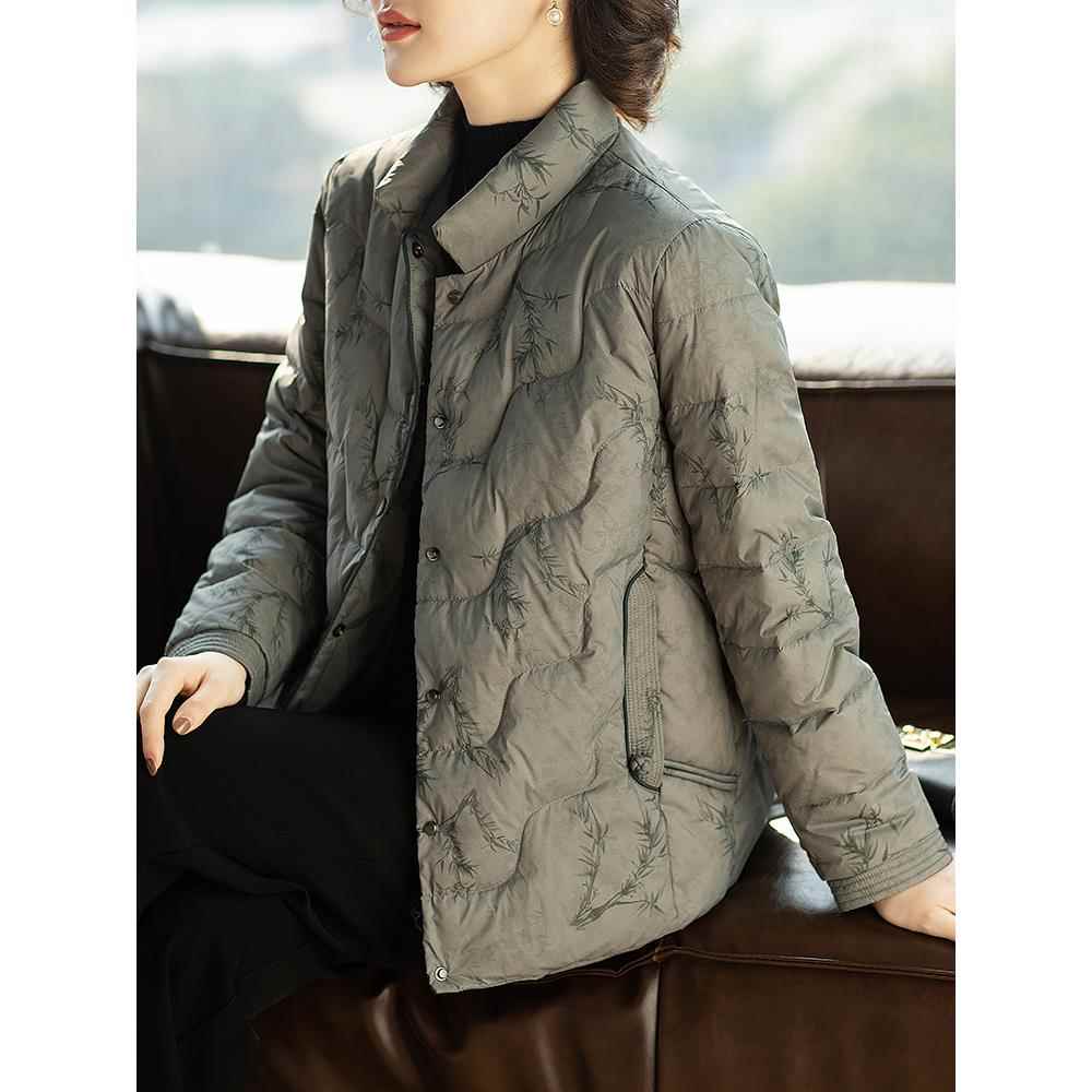 妈妈羽绒服2024新款洋气保暖冬装上衣中老年40岁50短款秋冬女外套