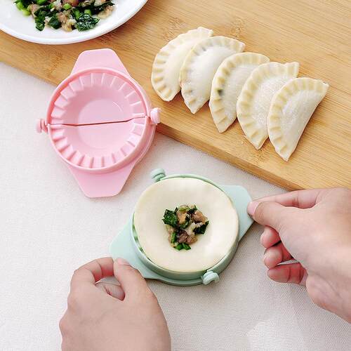 Dumpling Making Kitchen Tool - Dough Press Mold, Lazy Dumpli