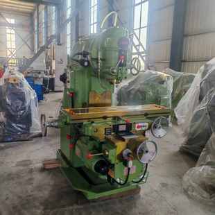 厂家直销普通升降台铣床x52k立式铣床北一XA5032立式铣床开粗