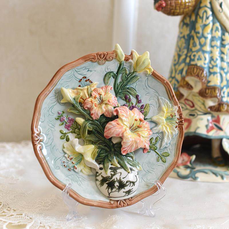 方亚陶瓷百合花挂盘 欧式创意电视柜摆饰 客厅植物造型装饰品