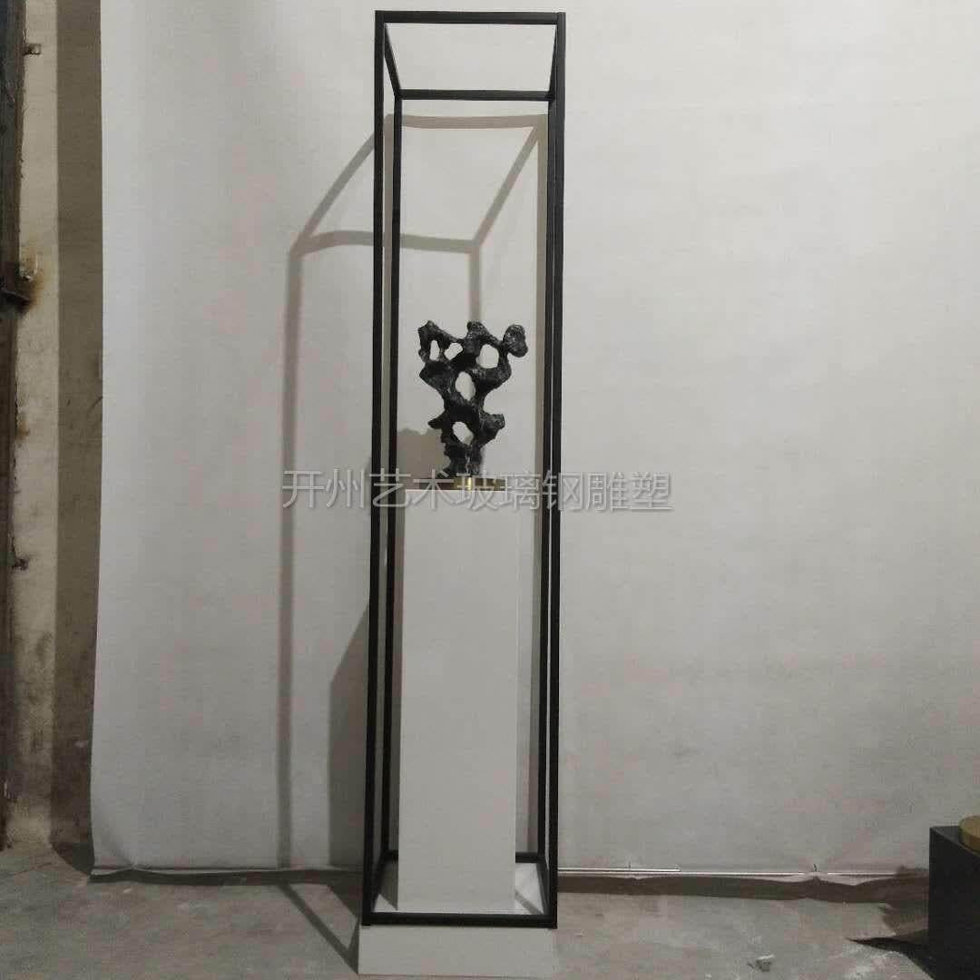 东莞厂家直销玻璃钢太湖石办公室展示柜雕塑摆件现货石头雕塑摆件