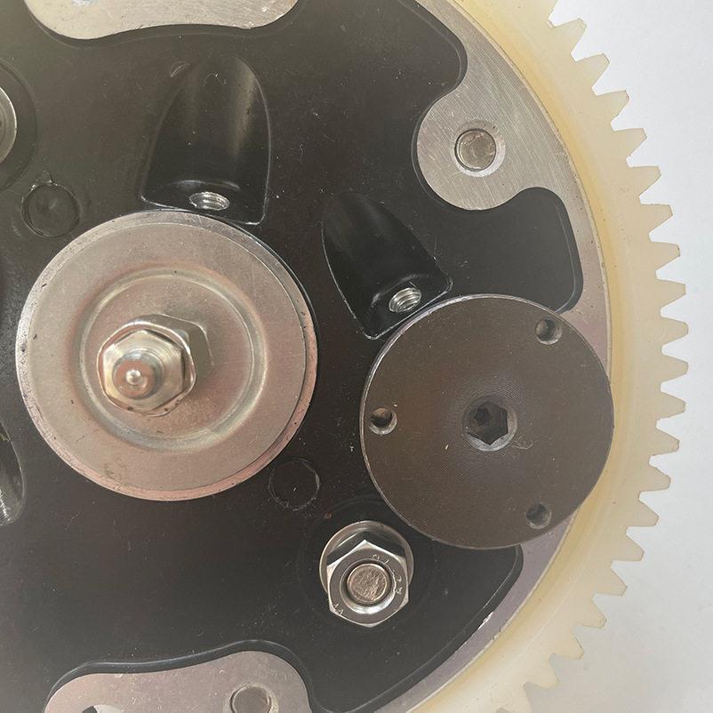 耳丝盘喷水织布机纺织配件 织边塑料齿轮绞边总成80T 20T中心铝盘
