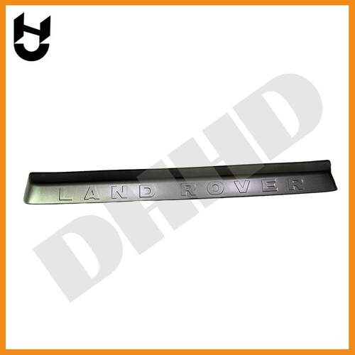 LR020189 适用于07-10款路虎神行者2后饰条Land Rover trunk trim
