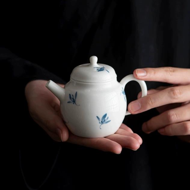纯手绘茶壶蝴蝶兰花一人饮小壶家用陶瓷功夫茶具手工泡茶壶