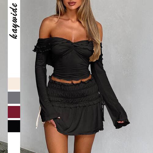 Long sleeved T-shirt women's top