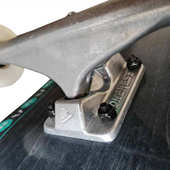 ONENESS复合滑板支架PU桥动作男女生成人儿童刷街代步双翘初学者