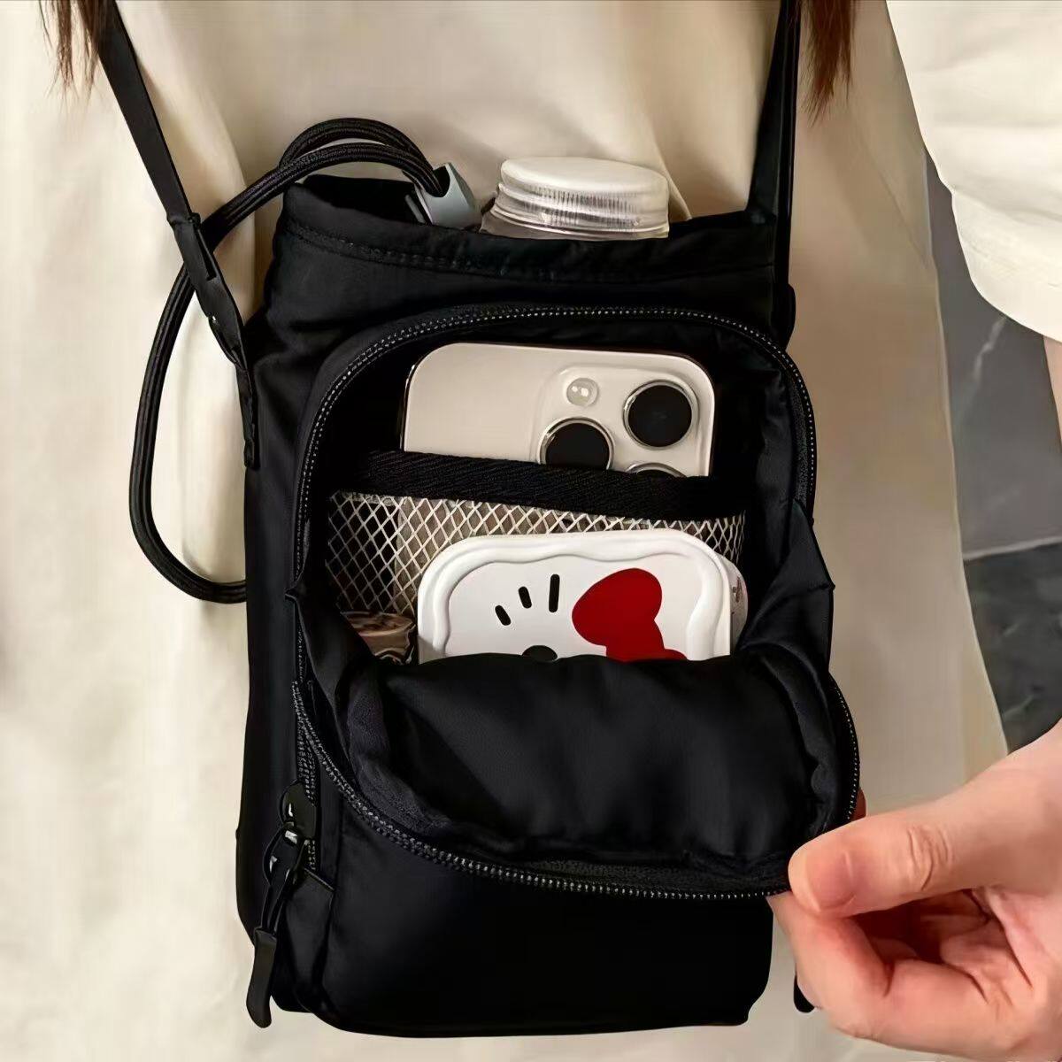 女士手机专用小挎包上班通勤水壶雨伞包小众不撞款超好看斜挎小包