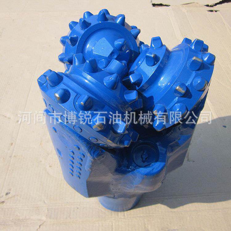 非开挖岩石导向三牙轮钻头152mm 水平定向钻6英寸三牙轮钻头