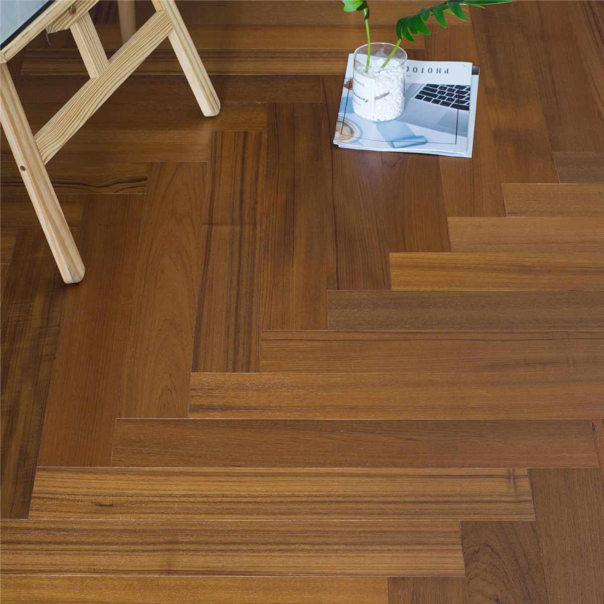 T橡木人字拼多层实木复合木地板家用原木灰色防水地暖新三层