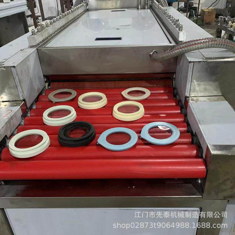 工业硅胶玻璃盖清洗烘干机 平面式保鲜盖除脏污清洗设备
