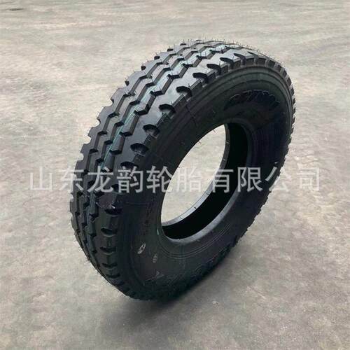 9.00R20轻卡货车载重钢丝轮胎 900R20LT三线花纹全钢丝子午线轮胎