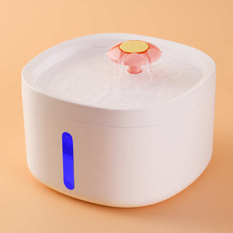 饮充电水器喝猫饮水机热卖循环款自动宠物用品水器用宠物猫咪