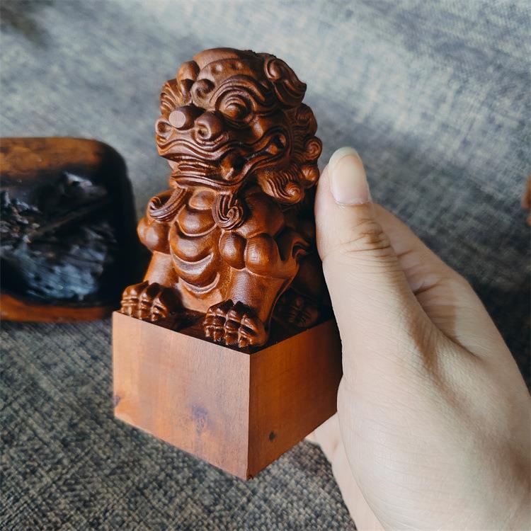 天然枣木狮子印章 精品雕刻道家印章摆件 五雷斩鬼