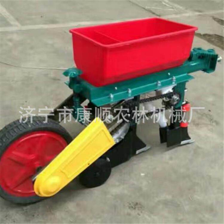 四轮2行4行带玉米播种机 小型手推2行玉米豆子播种机 蔬菜播种机