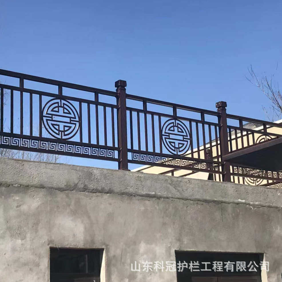 铁艺护栏 阳台别墅铁艺围墙栅栏 方管围墙护栏 庭院铁艺围墙栏杆