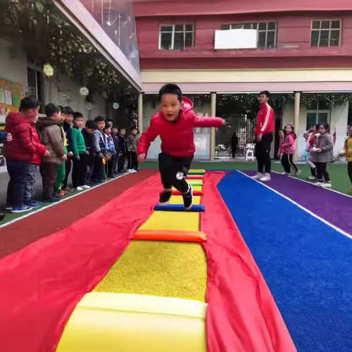 游戏统感器材户外跳道具智能格子钻洞多彩幼儿园训练吊桥体儿童爬