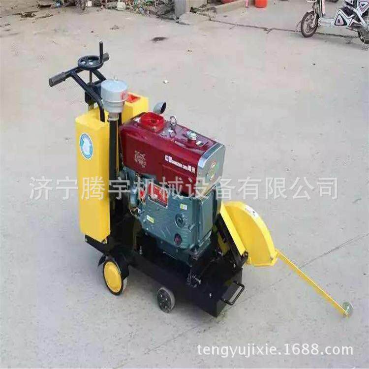 凝路面用的手土推式柴油割机沥青路面电启切动柴油切割机110厂混