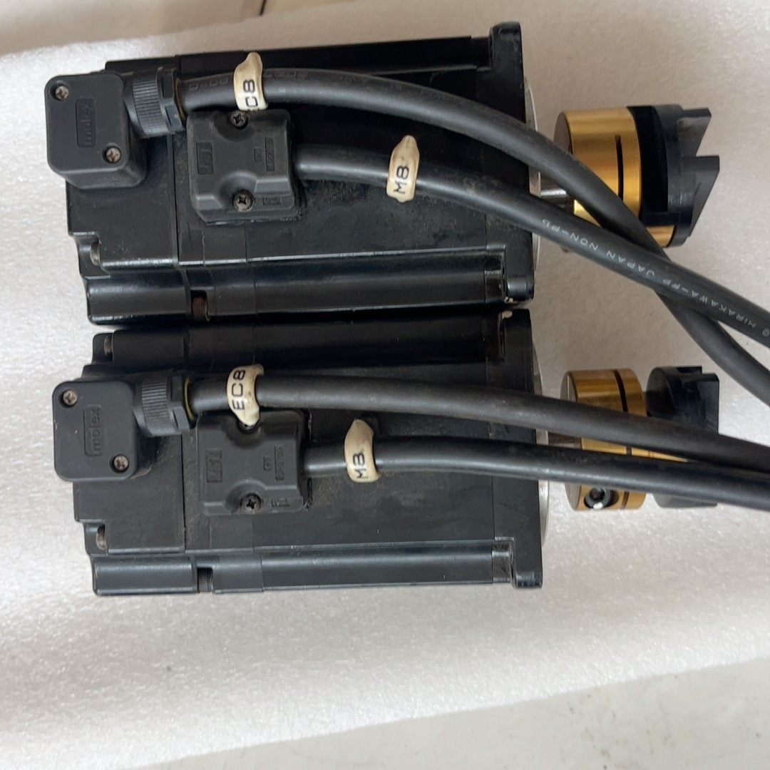 安川电机 SGMAS-04ACA21 拆机剪线功能包好！实物