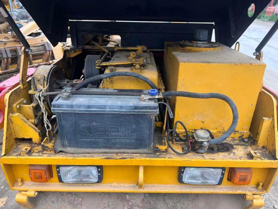 11月19日保定洛建3吨压路机网络拍卖公告