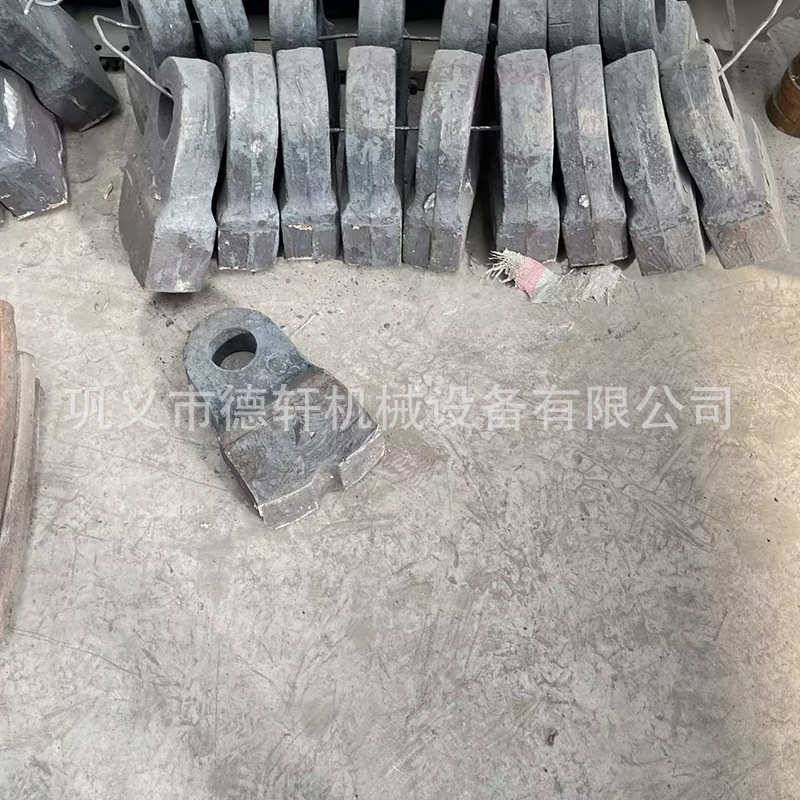 衬高锰钢牙板鄂机械式条配件齿厂家耐磨板锤头鄂破碎机筛板板篦板