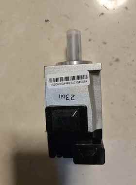 kossi科伺电机KMT40-10B30EA-OK 全新没包，议价商品